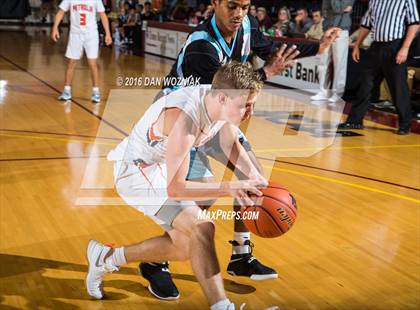 Thumbnail 2 in Petrolia vs. New Way Christian Academy (Fantasy of Lights) photogallery.