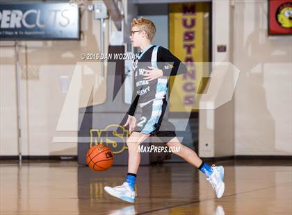 Thumbnail 2 in Petrolia vs. New Way Christian Academy (Fantasy of Lights) photogallery.