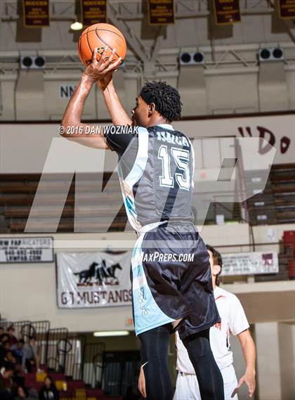 Thumbnail 2 in Petrolia vs. New Way Christian Academy (Fantasy of Lights) photogallery.
