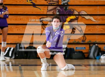Thumbnail 3 in Marin Catholic @ Carlsbad (California Challenge) photogallery.