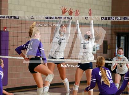 Thumbnail 3 in Marin Catholic @ Carlsbad (California Challenge) photogallery.