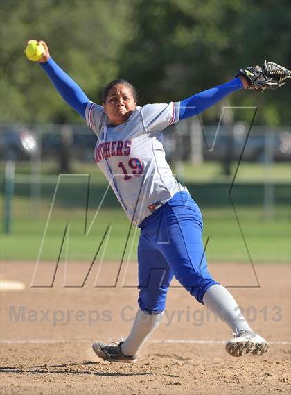 Thumbnail 2 in Casa Roble vs. Christian Brothers (CIF SJS D2 Final) photogallery.