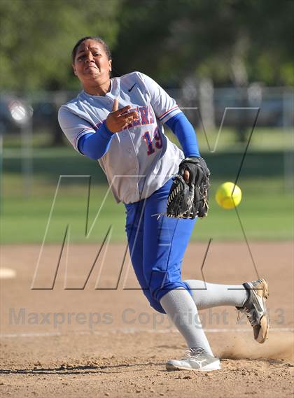 Thumbnail 1 in Casa Roble vs. Christian Brothers (CIF SJS D2 Final) photogallery.