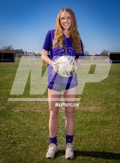 Thumbnail 2 in DeSoto Central (Team & Individual) photogallery.