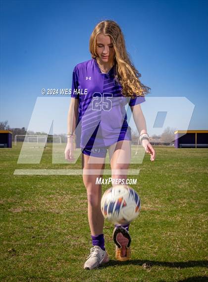 Thumbnail 1 in DeSoto Central (Team & Individual) photogallery.