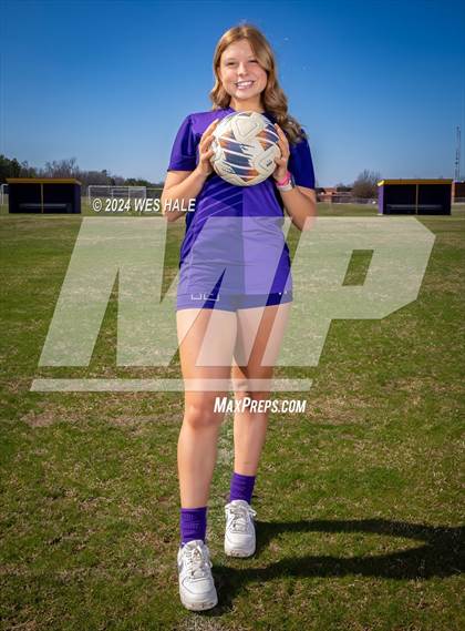 Thumbnail 1 in DeSoto Central (Team & Individual) photogallery.