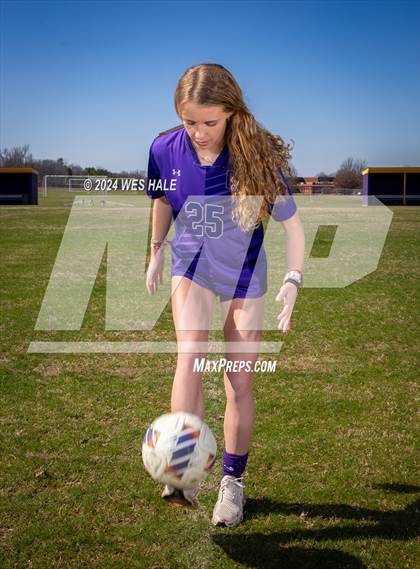 Thumbnail 3 in DeSoto Central (Team & Individual) photogallery.