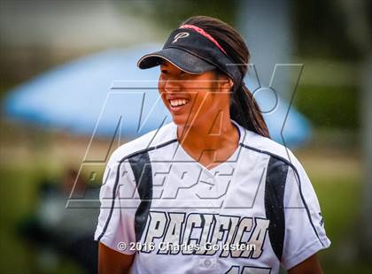 Thumbnail 3 in Pacifica vs. Agoura photogallery.