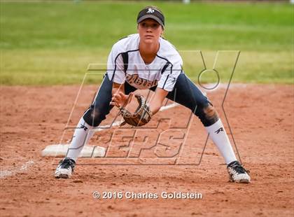 Thumbnail 2 in Pacifica vs. Agoura photogallery.