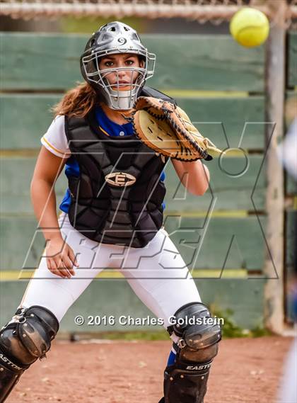 Thumbnail 3 in Pacifica vs. Agoura photogallery.