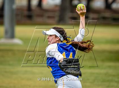 Thumbnail 2 in Pacifica vs. Agoura photogallery.