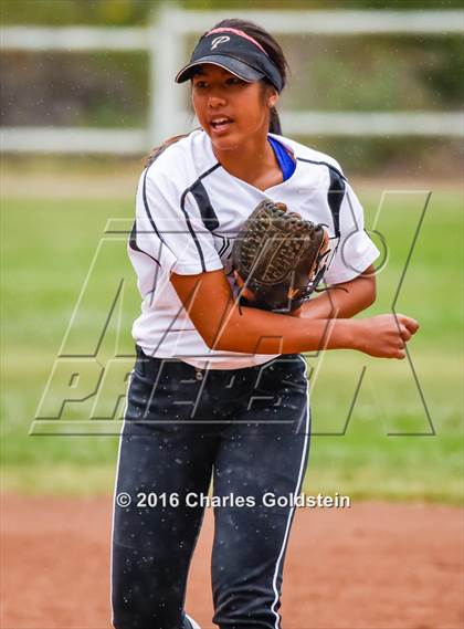 Thumbnail 2 in Pacifica vs. Agoura photogallery.