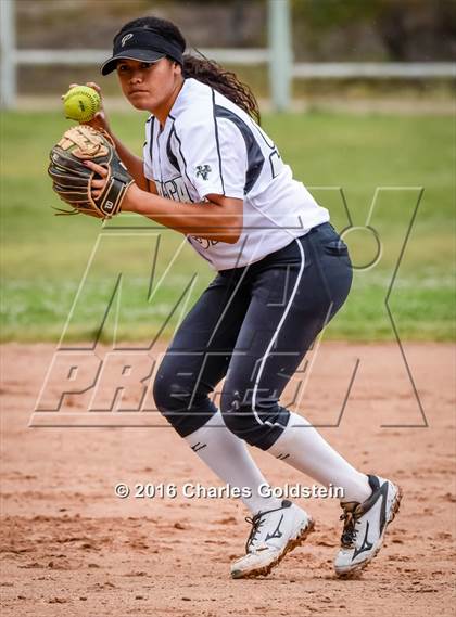 Thumbnail 2 in Pacifica vs. Agoura photogallery.