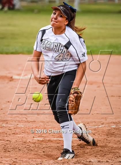 Thumbnail 3 in Pacifica vs. Agoura photogallery.