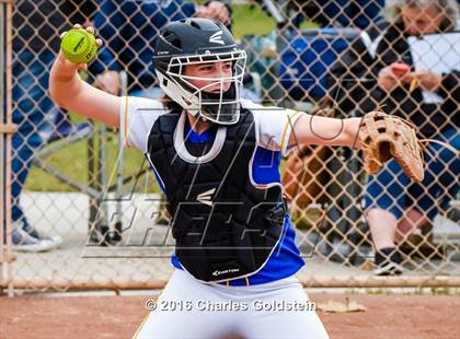 Thumbnail 2 in Pacifica vs. Agoura photogallery.