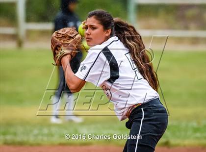 Thumbnail 1 in Pacifica vs. Agoura photogallery.