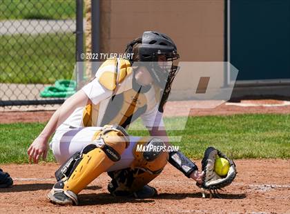 Thumbnail 3 in Floyd Central @ Avon photogallery.