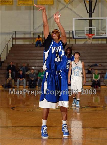 Thumbnail 1 in Pinckneyville vs. Vashon (Best of the Midwest Shootout) photogallery.
