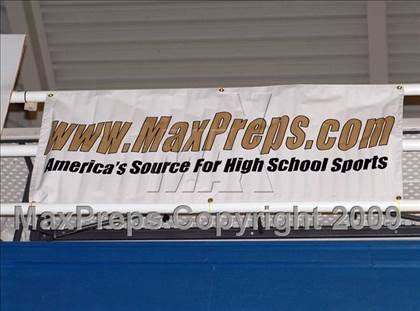 Thumbnail 1 in Pinckneyville vs. Vashon (Best of the Midwest Shootout) photogallery.