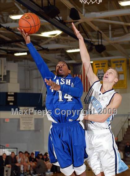 Thumbnail 2 in Pinckneyville vs. Vashon (Best of the Midwest Shootout) photogallery.