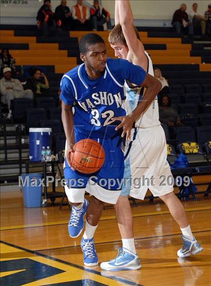 Thumbnail 1 in Pinckneyville vs. Vashon (Best of the Midwest Shootout) photogallery.