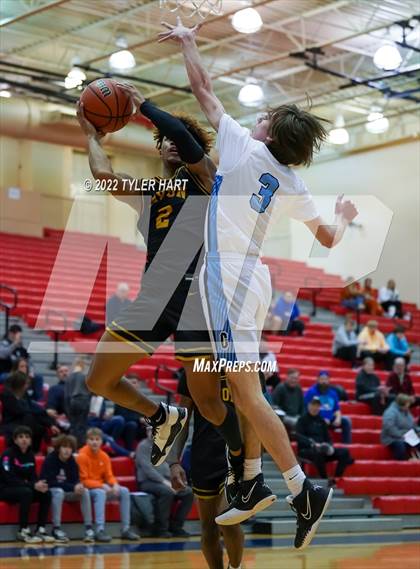 Thumbnail 3 in Cascade vs. Avon (Hendricks County Tournament) photogallery.