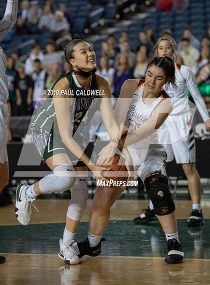 Thumbnail 3 in Edmonds-Woodway vs. Prairie (WIAA 3A Quarterfinal) photogallery.