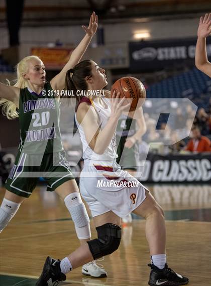 Thumbnail 2 in Edmonds-Woodway vs. Prairie (WIAA 3A Quarterfinal) photogallery.