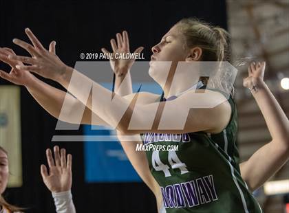 Thumbnail 1 in Edmonds-Woodway vs. Prairie (WIAA 3A Quarterfinal) photogallery.