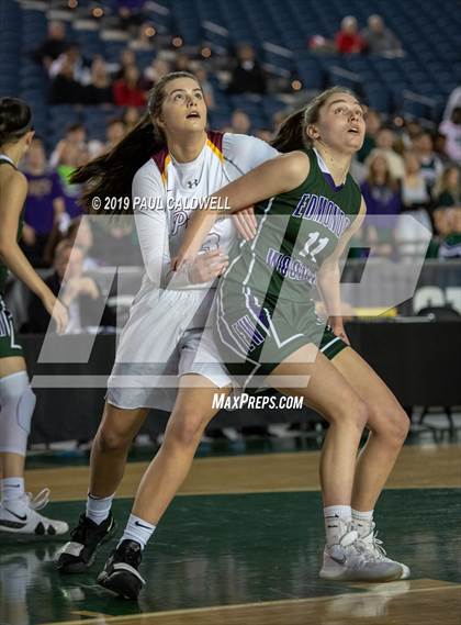 Thumbnail 3 in Edmonds-Woodway vs. Prairie (WIAA 3A Quarterfinal) photogallery.