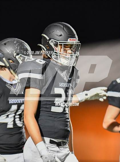 Thumbnail 2 in Ellison @ Vandegrift Black photogallery.