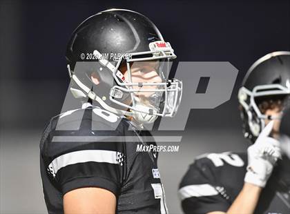Thumbnail 1 in Ellison @ Vandegrift Black photogallery.