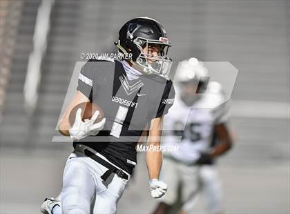 Thumbnail 2 in Ellison @ Vandegrift Black photogallery.