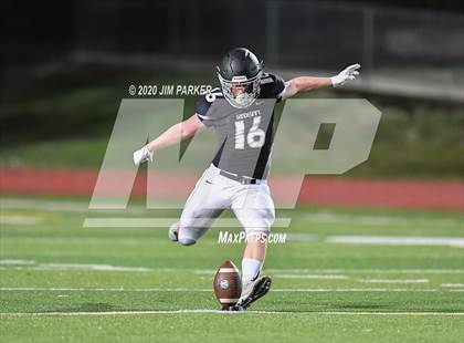 Thumbnail 2 in Ellison @ Vandegrift Black photogallery.