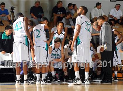 Thumbnail 3 in Crenshaw vs. Santiago (MaxPreps Holiday Classic) photogallery.