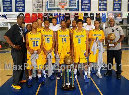Thumbnail 1 in Crenshaw vs. Santiago (MaxPreps Holiday Classic) photogallery.
