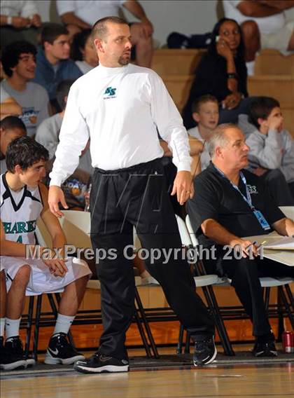 Thumbnail 1 in Crenshaw vs. Santiago (MaxPreps Holiday Classic) photogallery.