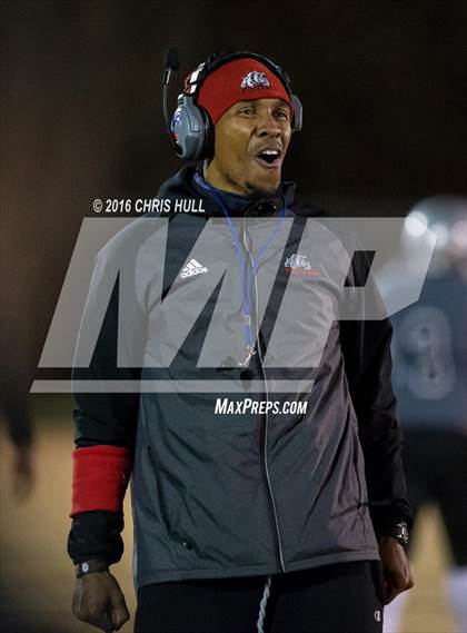 Thumbnail 2 in David W. Butler vs. Zebulon B. Vance (NCHSAA 4AA 3rd Round) photogallery.