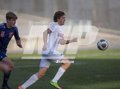 Thumbnail 1 in Liberty Common vs. Kent Denver (CHSAA 3A State Final) photogallery.