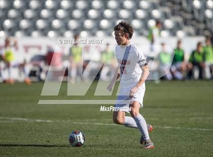 Thumbnail 3 in Liberty Common vs. Kent Denver (CHSAA 3A State Final) photogallery.