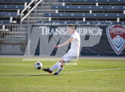 Thumbnail 1 in Liberty Common vs. Kent Denver (CHSAA 3A State Final) photogallery.