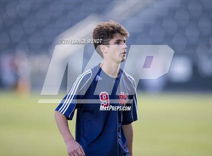 Thumbnail 2 in Liberty Common vs. Kent Denver (CHSAA 3A State Final) photogallery.