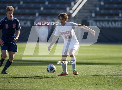 Thumbnail 1 in Liberty Common vs. Kent Denver (CHSAA 3A State Final) photogallery.