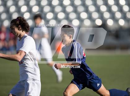 Thumbnail 1 in Liberty Common vs. Kent Denver (CHSAA 3A State Final) photogallery.