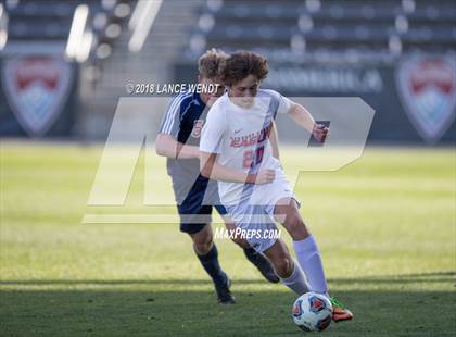 Thumbnail 3 in Liberty Common vs. Kent Denver (CHSAA 3A State Final) photogallery.