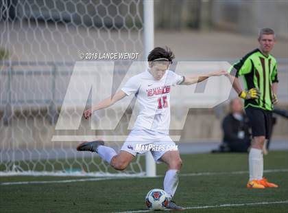 Thumbnail 3 in Liberty Common vs. Kent Denver (CHSAA 3A State Final) photogallery.