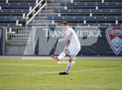 Thumbnail 2 in Liberty Common vs. Kent Denver (CHSAA 3A State Final) photogallery.