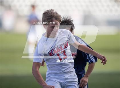 Thumbnail 1 in Liberty Common vs. Kent Denver (CHSAA 3A State Final) photogallery.