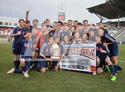 Thumbnail 2 in Liberty Common vs. Kent Denver (CHSAA 3A State Final) photogallery.