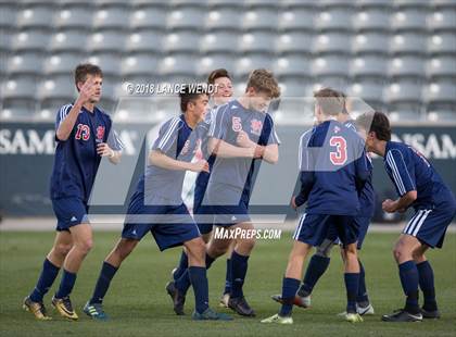 Thumbnail 1 in Liberty Common vs. Kent Denver (CHSAA 3A State Final) photogallery.